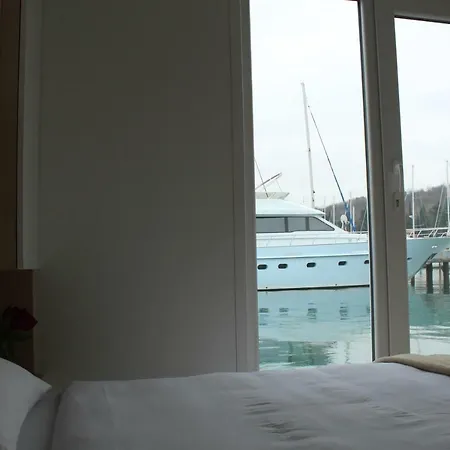 Stella Floating House Daire *